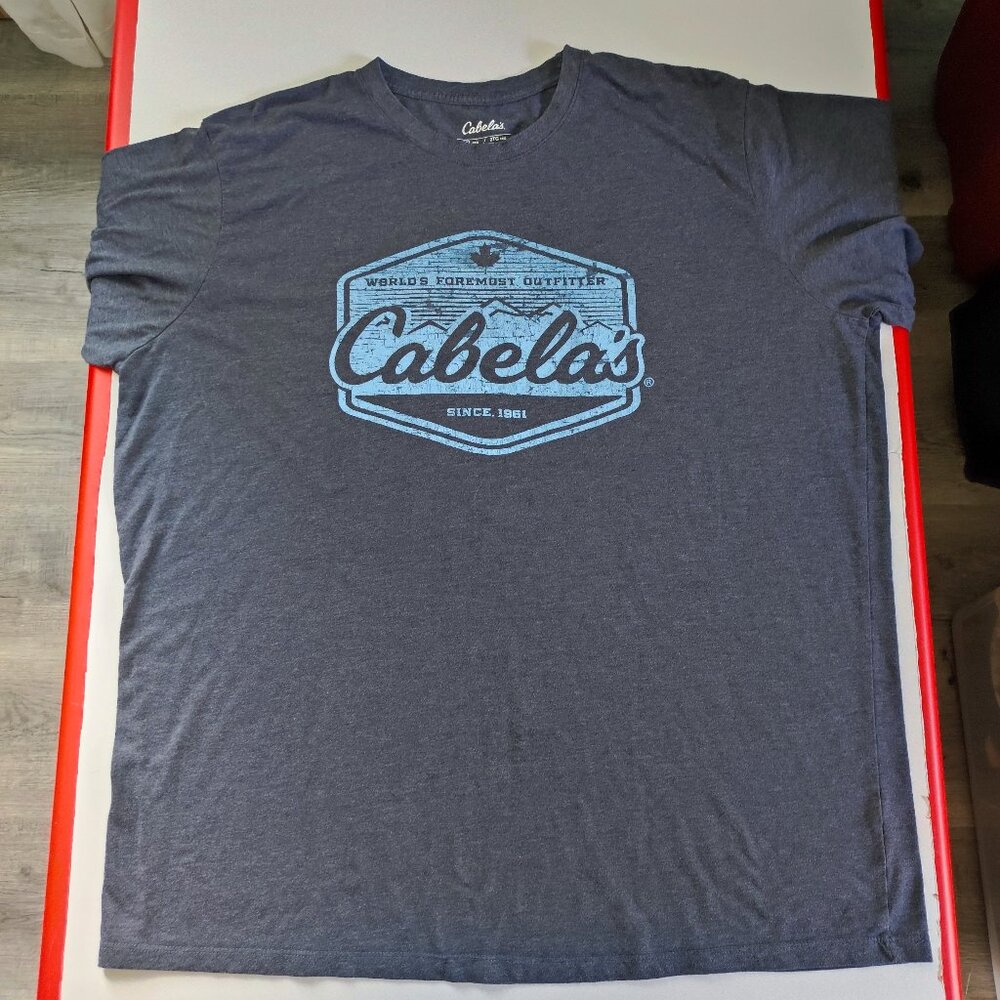 Cabela's T-shirt men's size 2XL grey with blue graphic design short sleeve